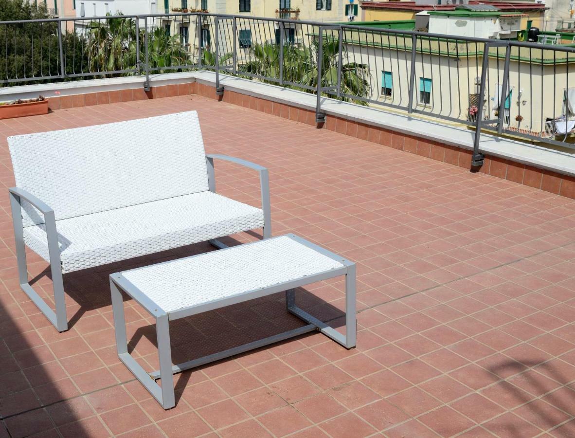 Апартаменты Terrazza Eurialo Неаполь Экстерьер фото